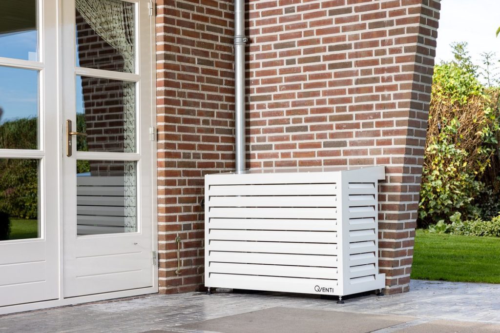 De Voordelen Van Het Plaatsen Van Een Lucht/Water Warmtepomp Buitenunit Als Schoorsteen Op Het Dak De Voordelen Van Het Plaatsen Van Een Lucht/Water Warmtepomp Buitenunit Als Schoorsteen Op Het Dak